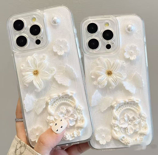 Ivory Pearl Bloom Charm Case